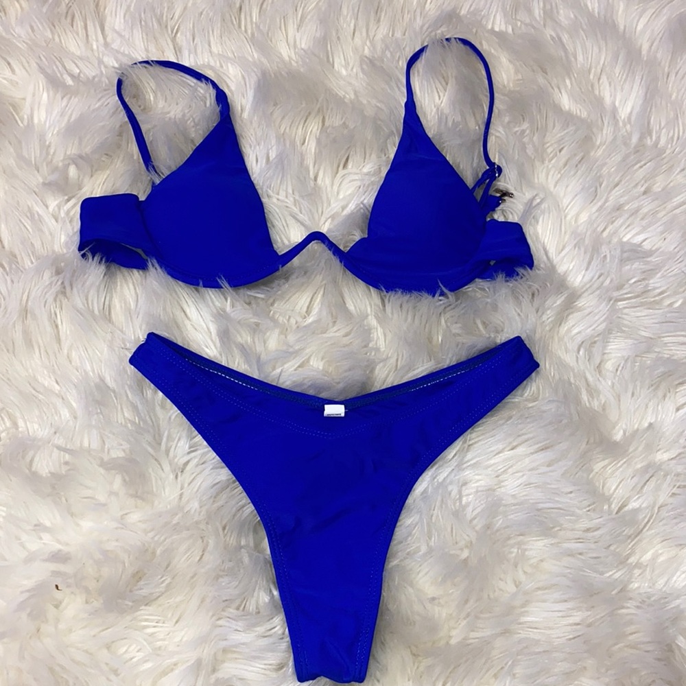 blue bikini